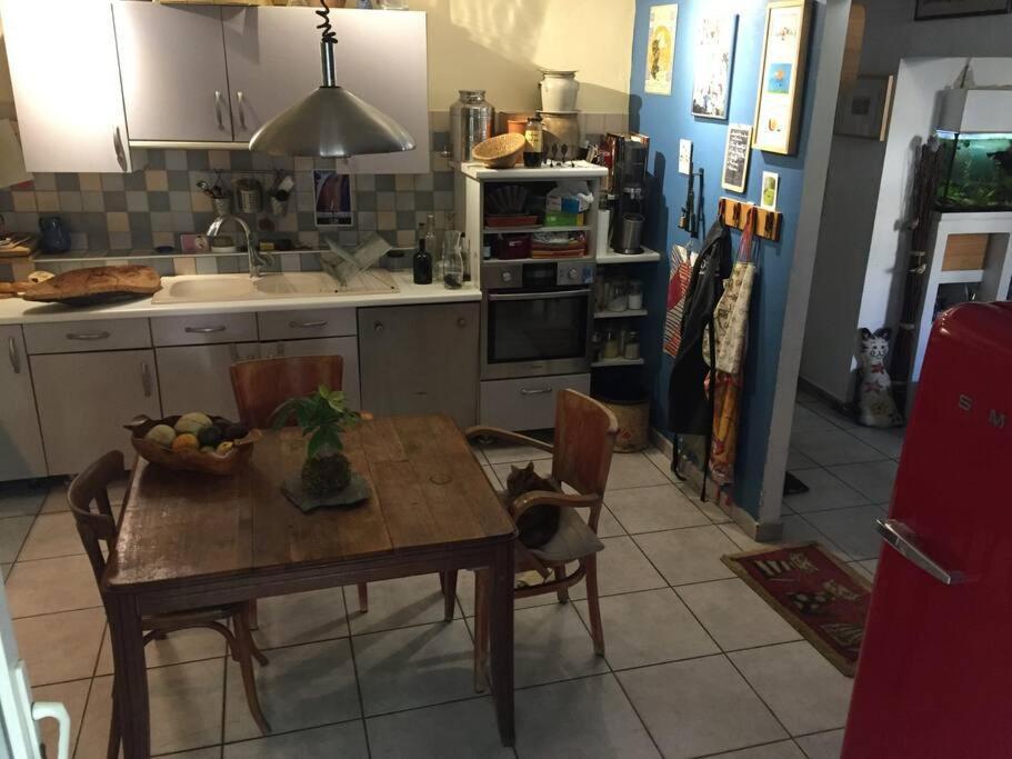 Grande Maison De Atypique - 4 Nuits Mini Hébergement de vacances *