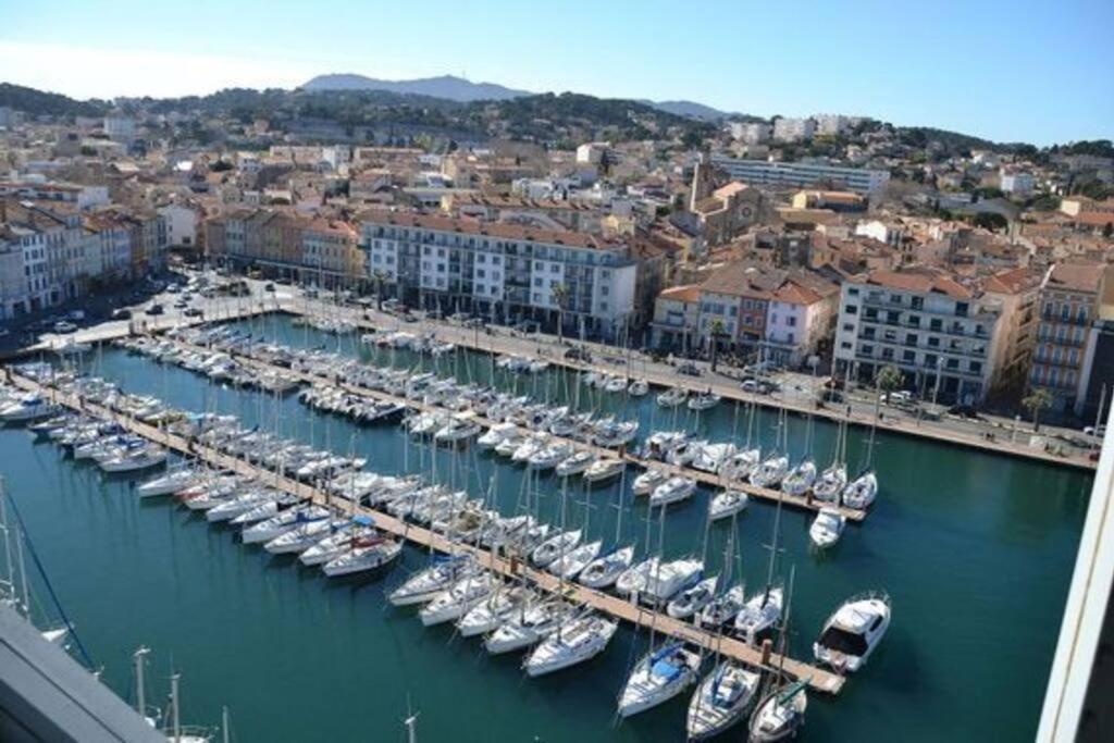 Grande Maison De Atypique - 4 Nuits Mini Hébergement de vacances La Seyne-sur-Mer